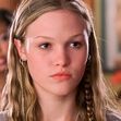 Julia Stiles