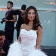 Mădălina Ghenea, fabuloasă la Festivalul de Film de la Cannes