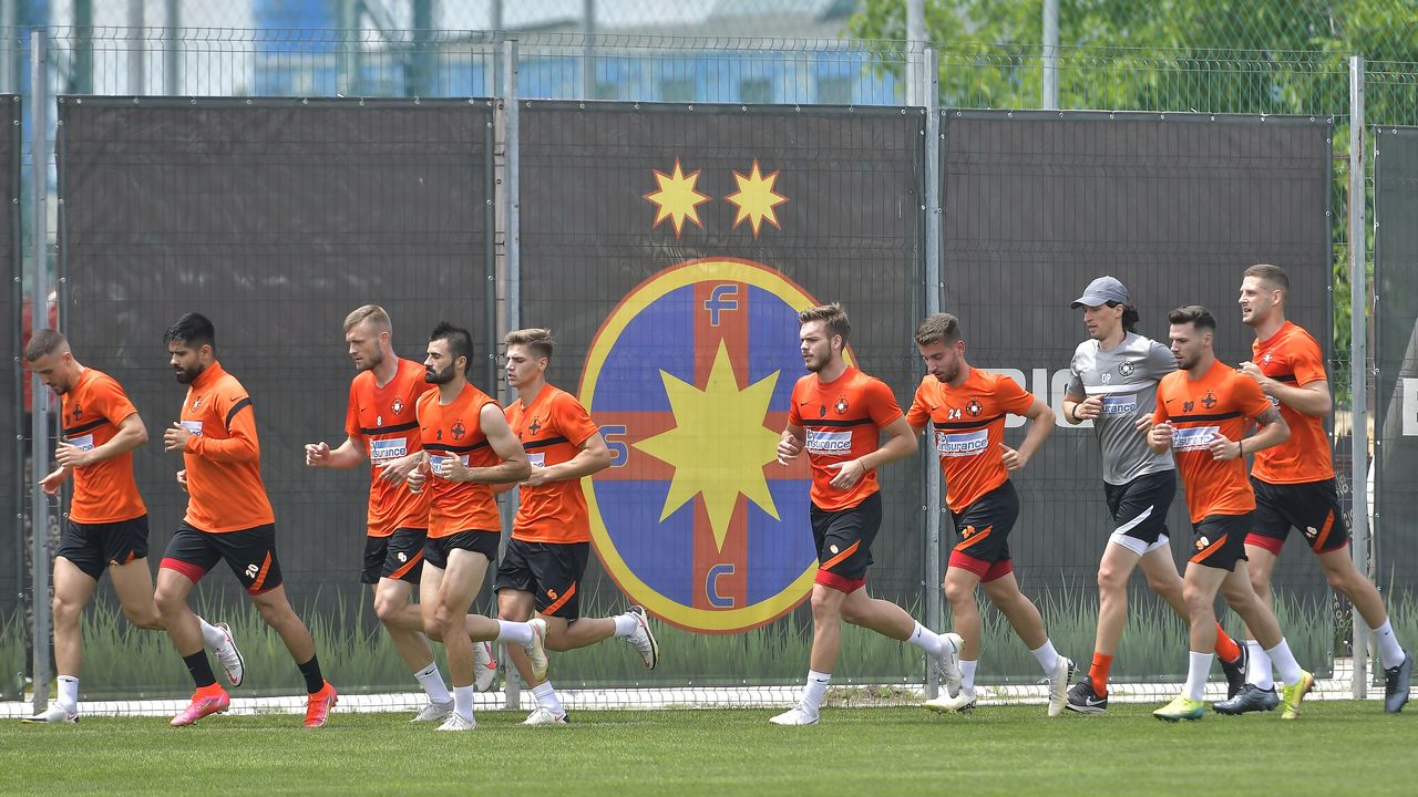 FOTBAL:ANTRENAMENT FCSB (12.06.2021)