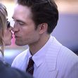 Robert Pattinson și Suki Waterhouse/ Profimedia