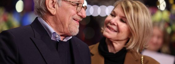 Steven Spielberg si sotia lui
