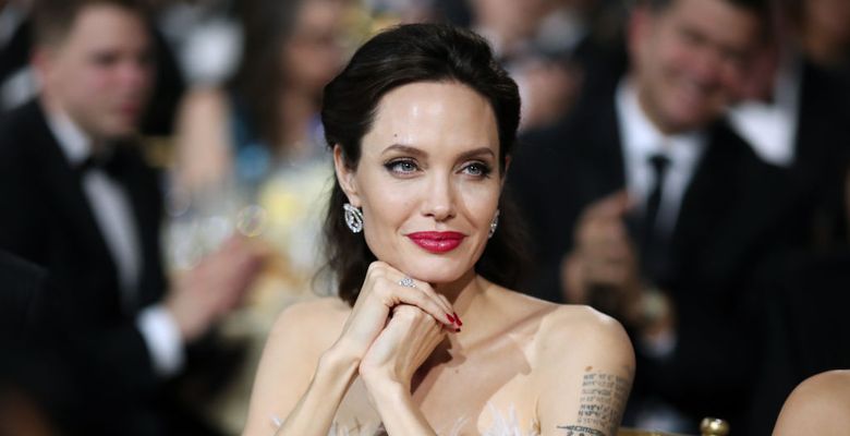 angelina jolie slaba