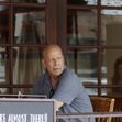 Bruce Willis, fotografiat în oraș cu un prieten, la șase săptămâni de când a dezvăluit că suferă de afazie