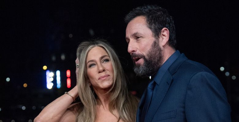 Jennifer Aniston și Adam Sandler la premiera filmului Murder Mystery 2/ Profimedia