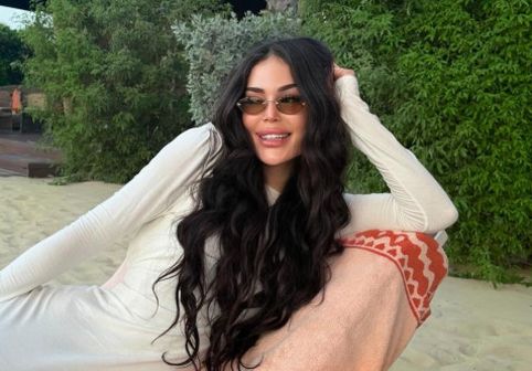 Ioana Țiriac, vacanță de lux în Saint-Tropez. Cât costă o singură noapte la hotelul cu aspect de castel ales de fiica lui Ion Țiriac