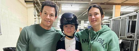 Mark Wahlberg, soția sa Rhea Durham și fiica lor Grace/ Profimedia