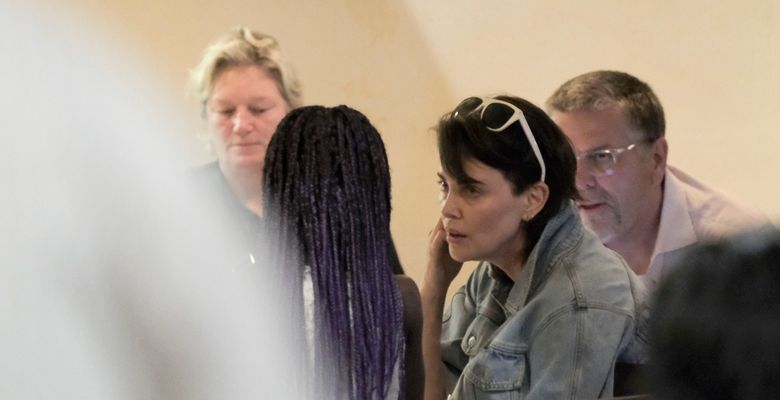 EXCLUSIVE: Charlize Theron enjoying dinner at restaurant Pierluigi in Rome with mum Gerda and daughters Jackson and August