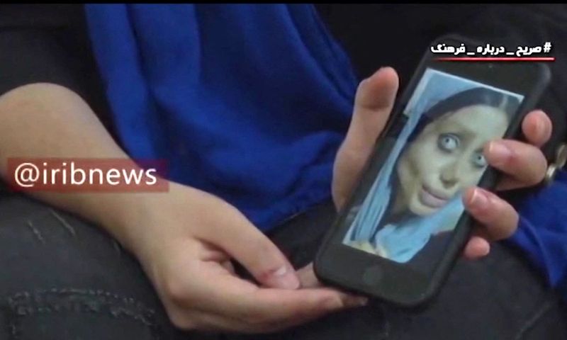 Sahar Tabar (2)