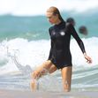 *PREMIUM-EXCLUSIVE* Nicole Kidman and family visit Sydney beach after mother’s passing