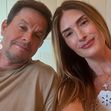 mark wahlberg si sotia lui