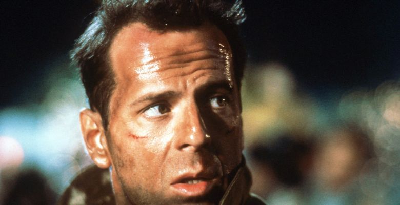 Die Hard 2 (1990), Bruce Willis