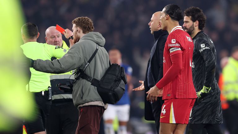Everton FC v Liverpool FC - Premier League