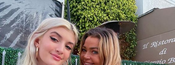 Celebrity Selfies