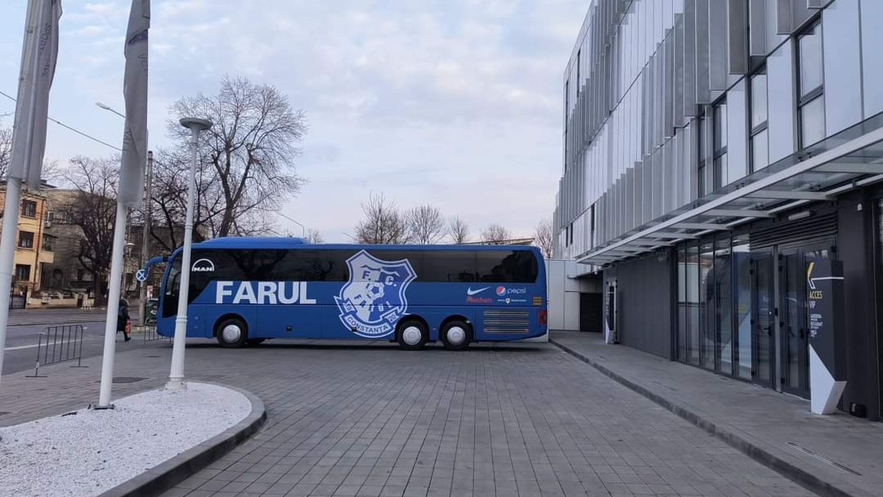 farul arcul de triumf (2)