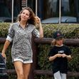 Elsa Pataky, irezistibilă într-o salopetă scurtă