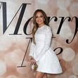Jennifer Lopez, într-o rochie scurtă, la 52 de ani, la proiecția specială a filmului ”Marry Me” (8)