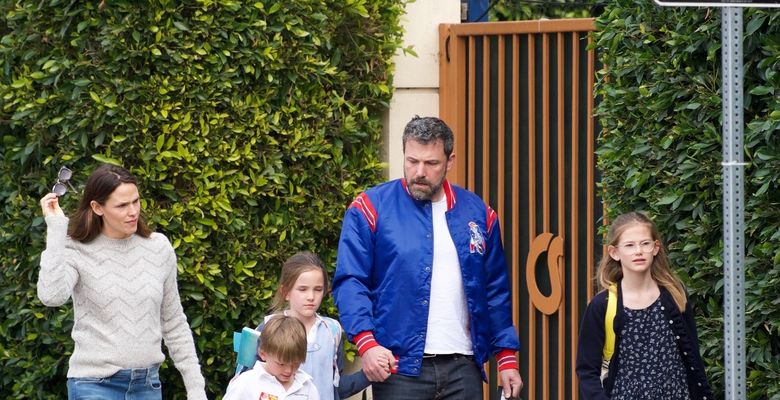 Ben Affleck, alături de Jennifer Garner și de cei trei copii ai lor/ Profimedia