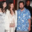 Adam Sandler împreună cu Jackie Sandler și Sunny Snadler/ Profimedia