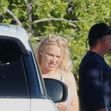 Pamela Anderson, surprinsă în Malibu