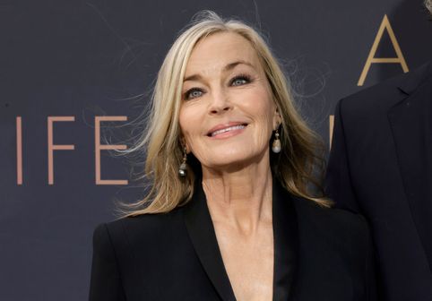 48th Annual AFI Life Achievement Award Honoring Julie Andrews - Red Carpet
