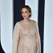 Jennifer Lawrence, apariție spectaculoasă într-o rochie sclipitoare pe covorul roșu. Profimedia