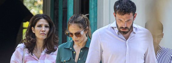 Jennifer Lopez și Ben Affleck, fotografiați într-o ipostază neașptată
