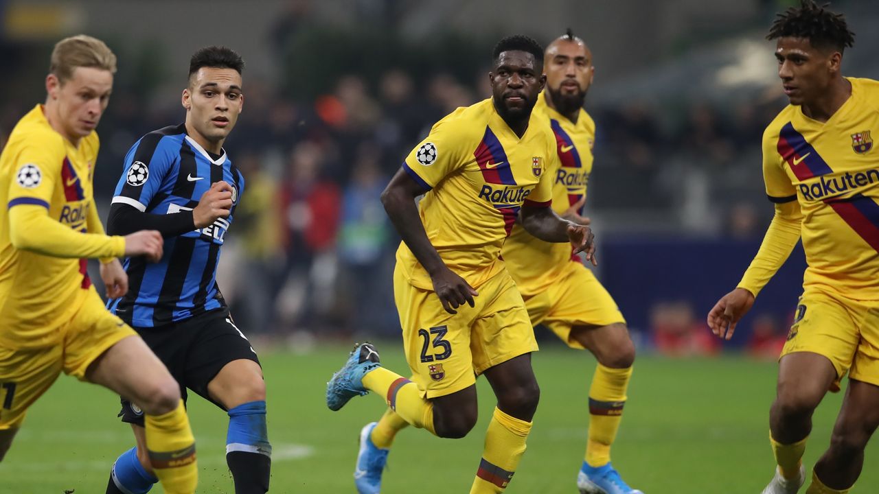 Internazionale v FC Barcelona - UEFA Champions League - Group F - Giuseppe Meazza
