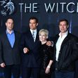 Henry Cavill, însoțit de mama lui la premiera ”The Witcher”