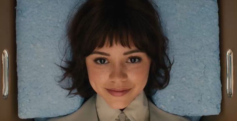 Jenna Ortega în filmul „Klara and the Sun”/ Foto: Captură video