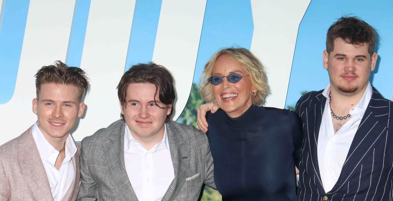 Sharon Stone alături de fiii săi/ Profimedia