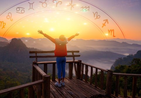 Începe cea mai importantă schimbare astrală din ultimii 19 ani. Ce urmează pentru fiecare zodie până în 2028