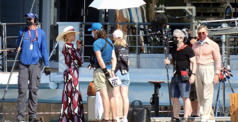 EXCLUSIVE: Daniel Craig And Kate Hudson Seen On The Set For Knives Out 2 At Spetses In Greece
